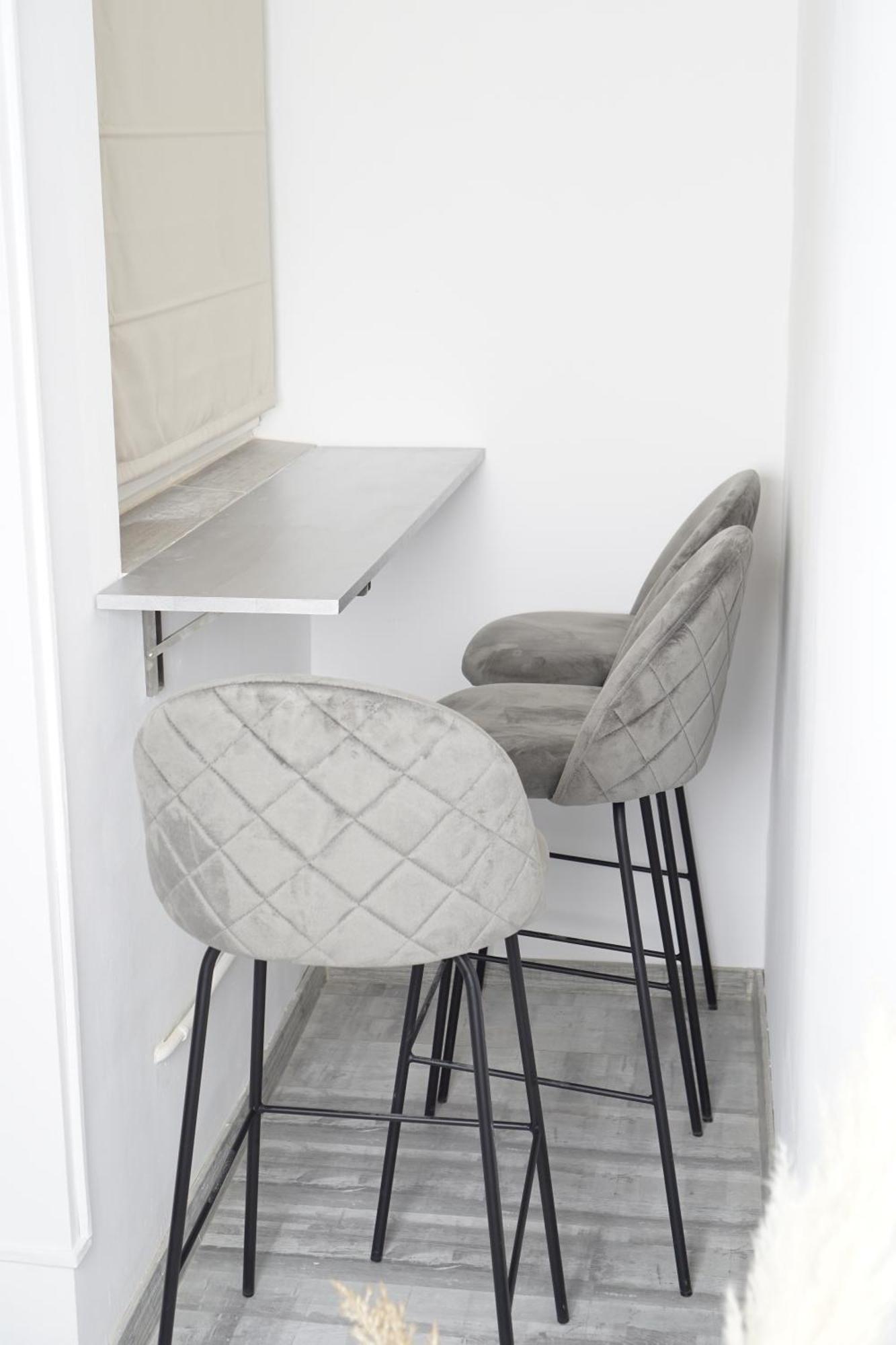 24 Shades Of Grey, Rezerva Acum Apartament Ultracentral, Ceai, Cafea, Filtru Apa Rece-Fierbinte, Saltea 160 Cm Memory Foam Craiova Exterior photo
